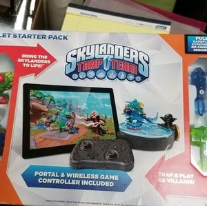 Skylanders starter pack for tablet